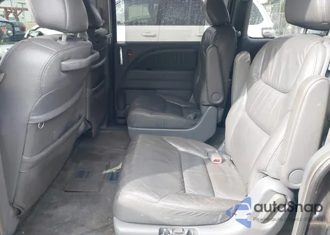 2005 Honda Odyssey Touring z USA, uszkodzony, nr VIN 5FNRL38805B089460